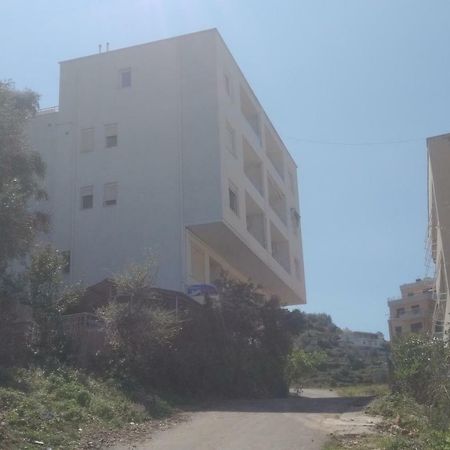 Deluxe Sea Apartment Vlorë Exteriör bild