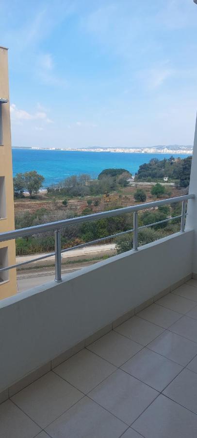 Deluxe Sea Apartment Vlorë Exteriör bild