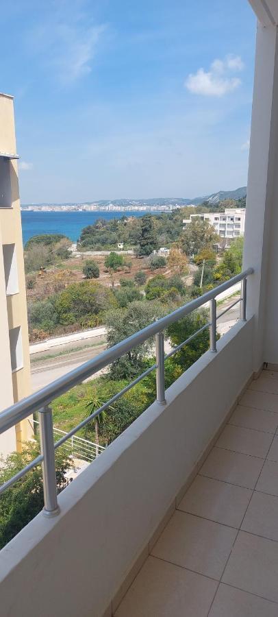 Deluxe Sea Apartment Vlorë Exteriör bild