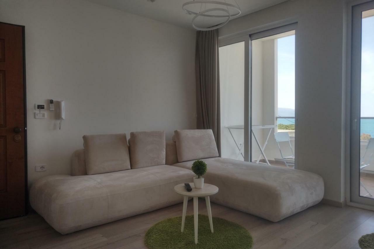 Deluxe Sea Apartment Vlorë Exteriör bild
