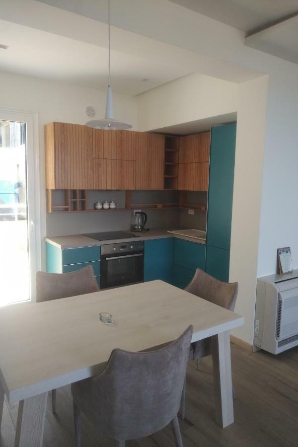 Deluxe Sea Apartment Vlorë Exteriör bild