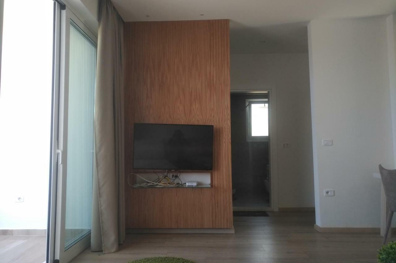 Deluxe Sea Apartment Vlorë Exteriör bild